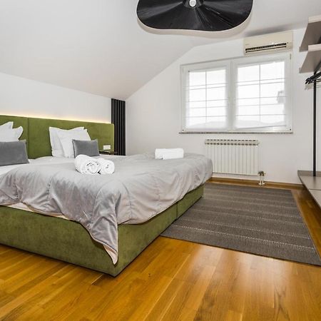 Art Of Living Luxury Suite Three Сараево Экстерьер фото